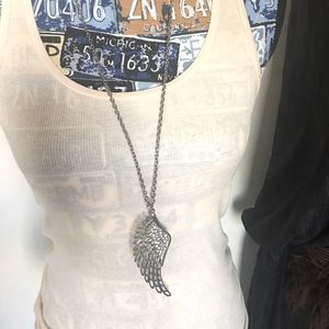 Adorable silver feather with rhinestones necklace